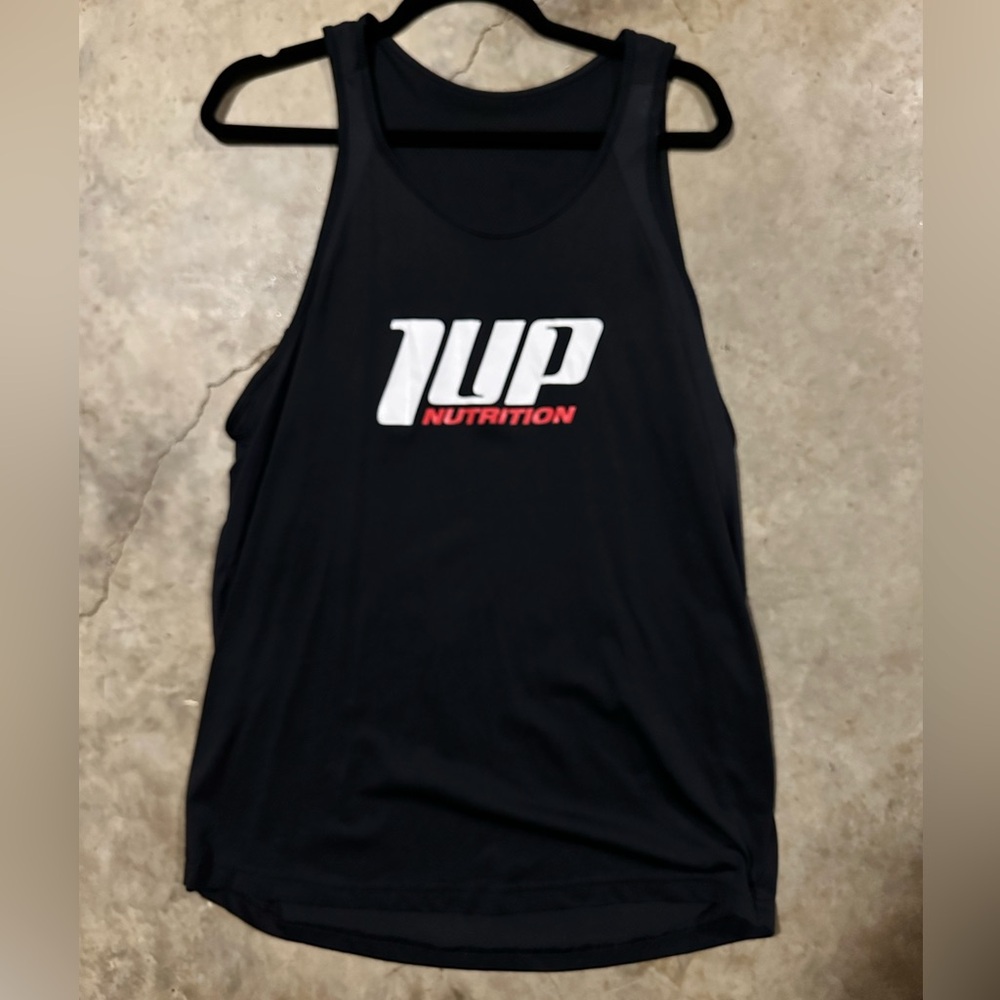 1UP nutrition mesh tank